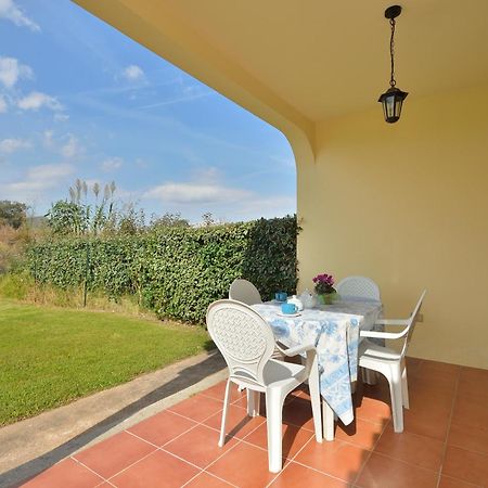 Residence Le Canne San Teodoro  Buitenkant foto