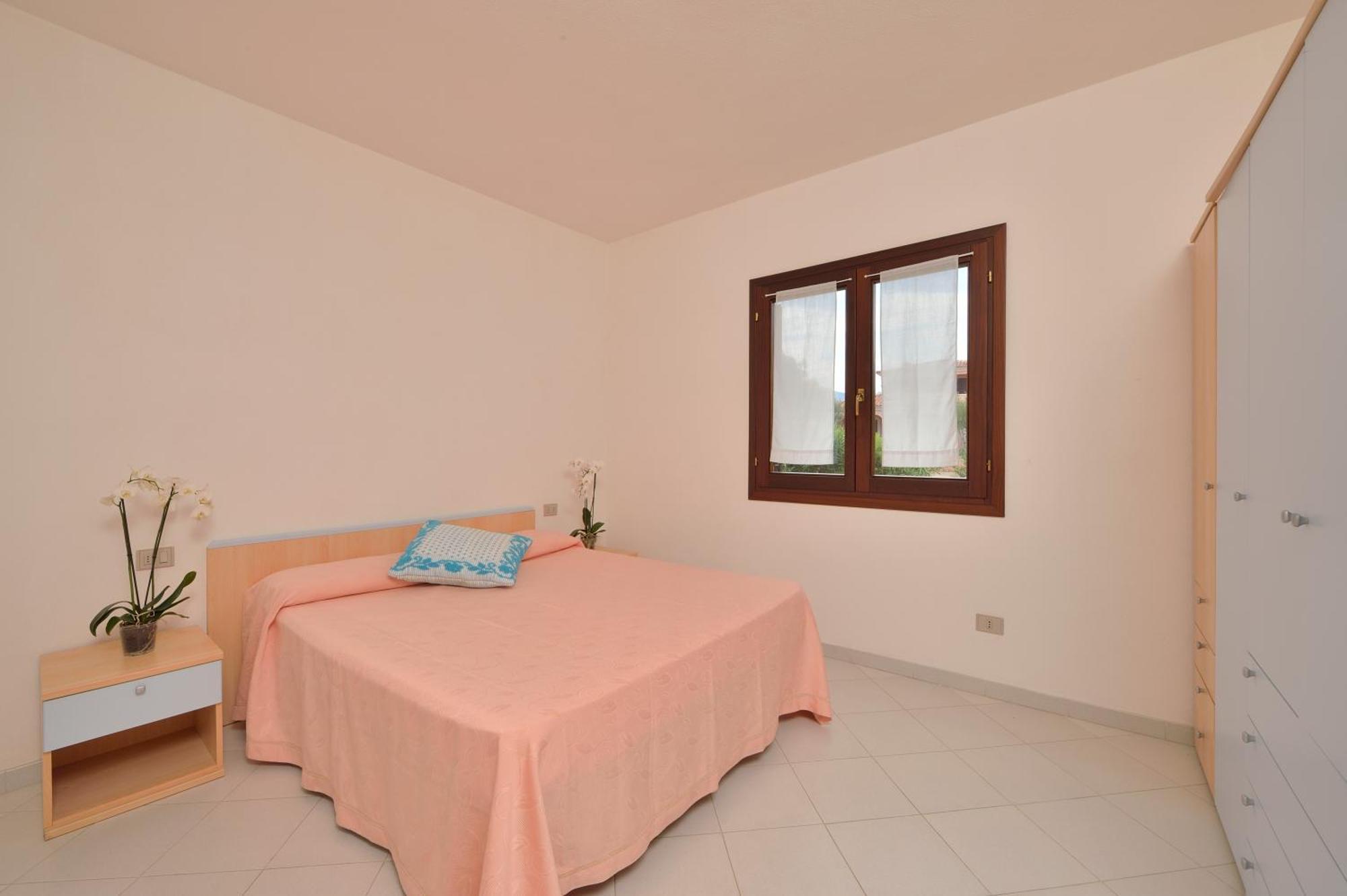 Residence Le Canne San Teodoro  Buitenkant foto