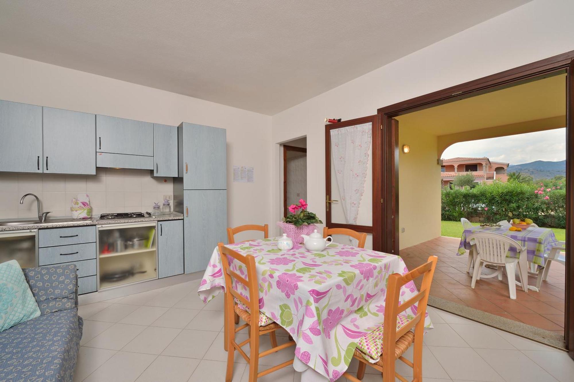 Residence Le Canne San Teodoro  Buitenkant foto