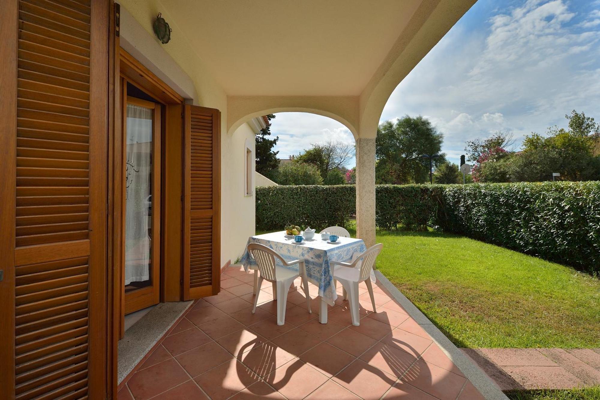 Residence Le Canne San Teodoro  Buitenkant foto