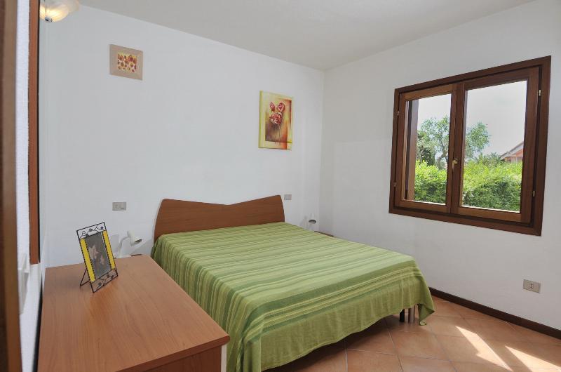 Residence Le Canne San Teodoro  Buitenkant foto